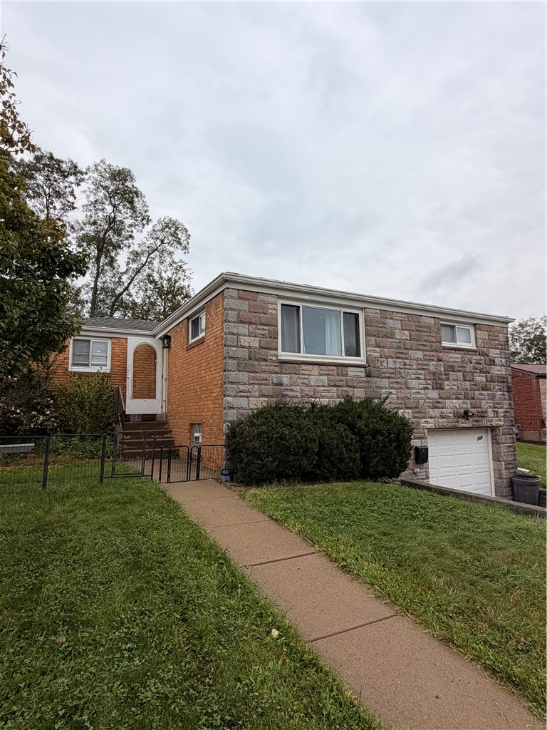 109 Eileen Dr — photo 1