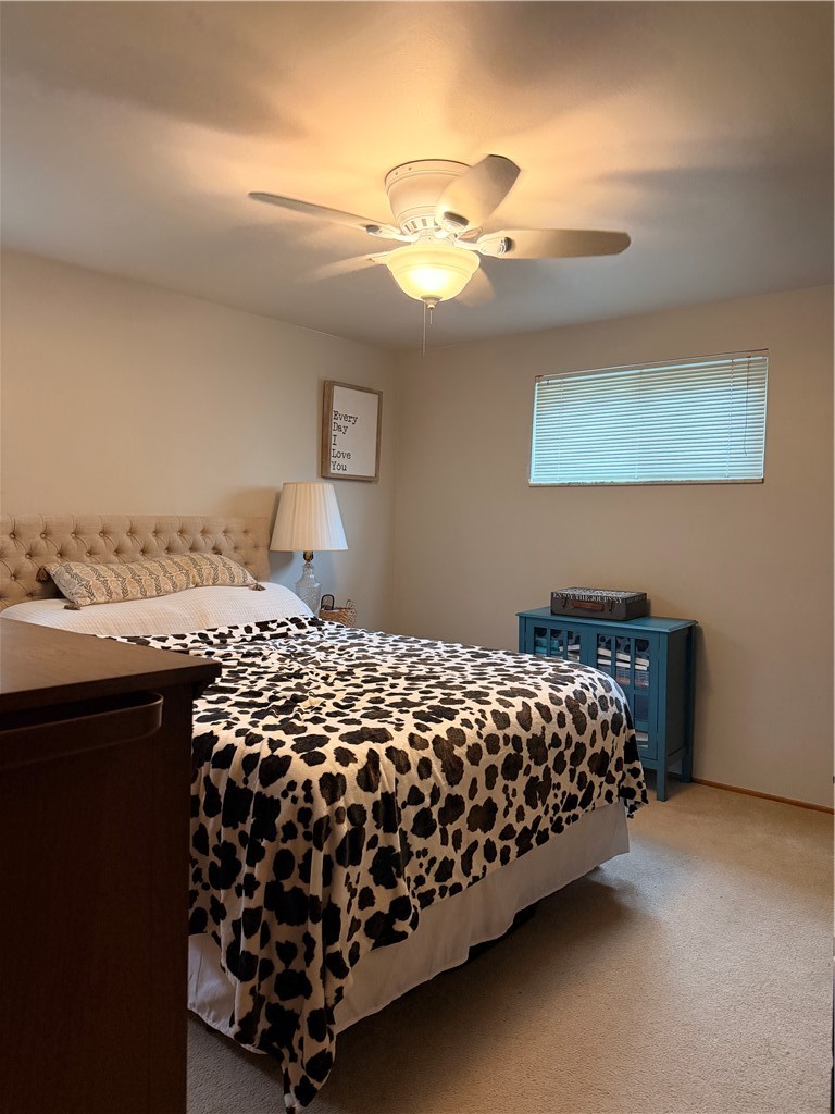109 Eileen Dr — photo 8