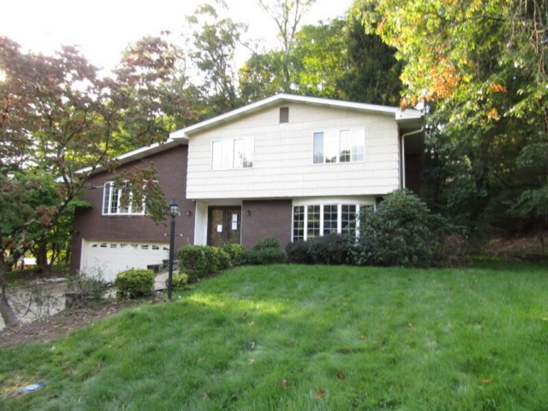 3808 Edinburg Dr — photo 2