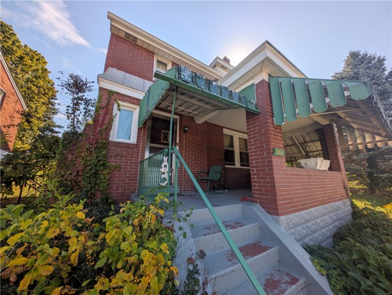300 E Agnew Ave — photo 2
