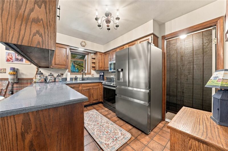 1450 Breakneck Road — photo 4