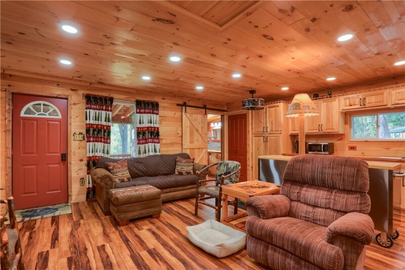 1243 Pierce Rd — photo 6