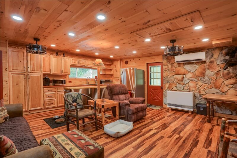 1243 Pierce Rd — photo 7
