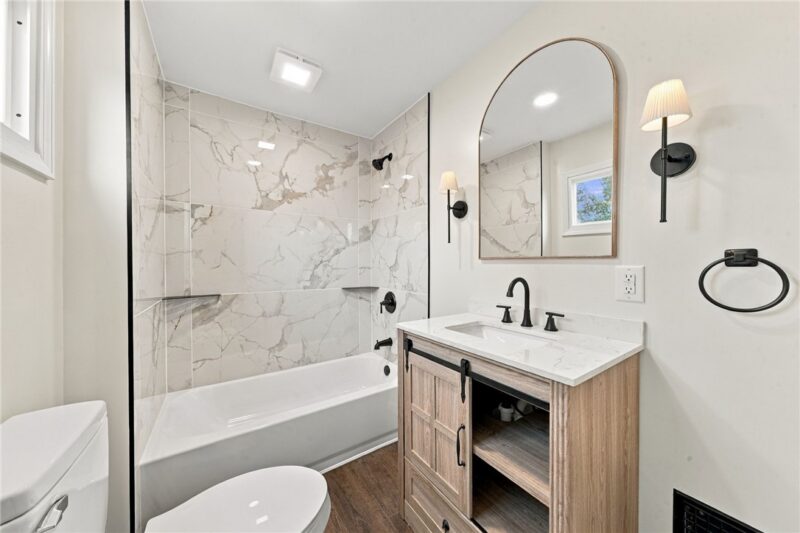 413 N Market St — photo 6