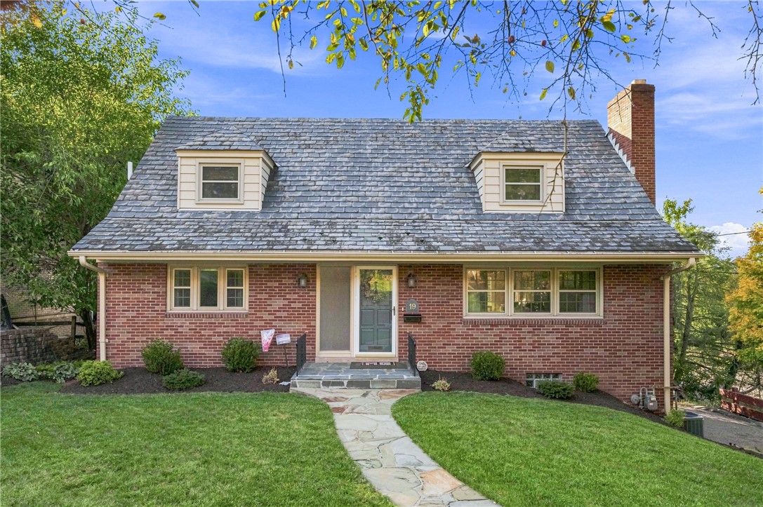 19 Sigrid Dr — photo 1