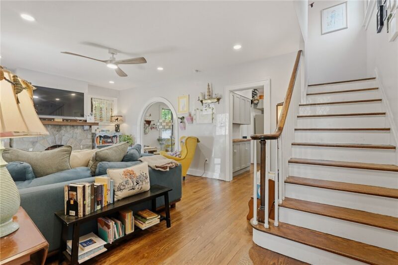 8 Chalfonte Ave — photo 5