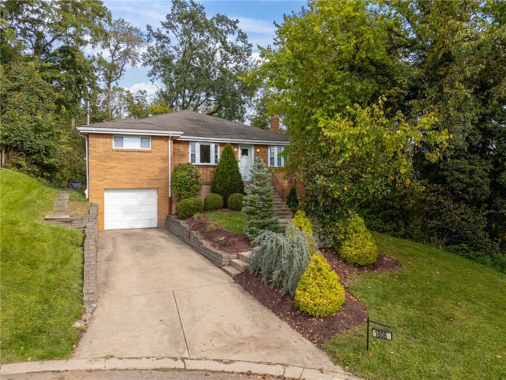 1808 Woodcove Pl — photo 1