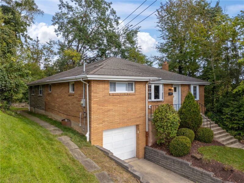 1808 Woodcove Pl — photo 2