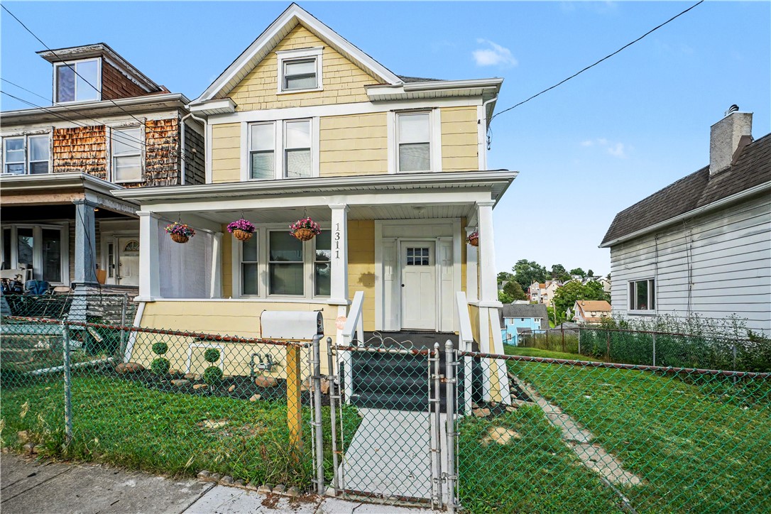 1311 Pirl Street — photo 1