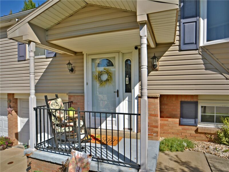 349 Oak Rd — photo 2