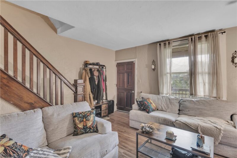 2819 Shawhan Ave — photo 8