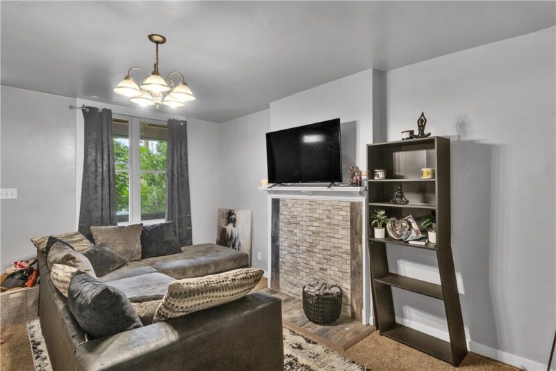 2817 Shawhan Ave — photo 4