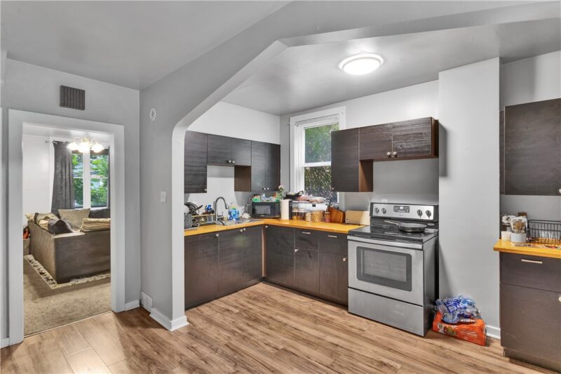 2817 Shawhan Ave — photo 8