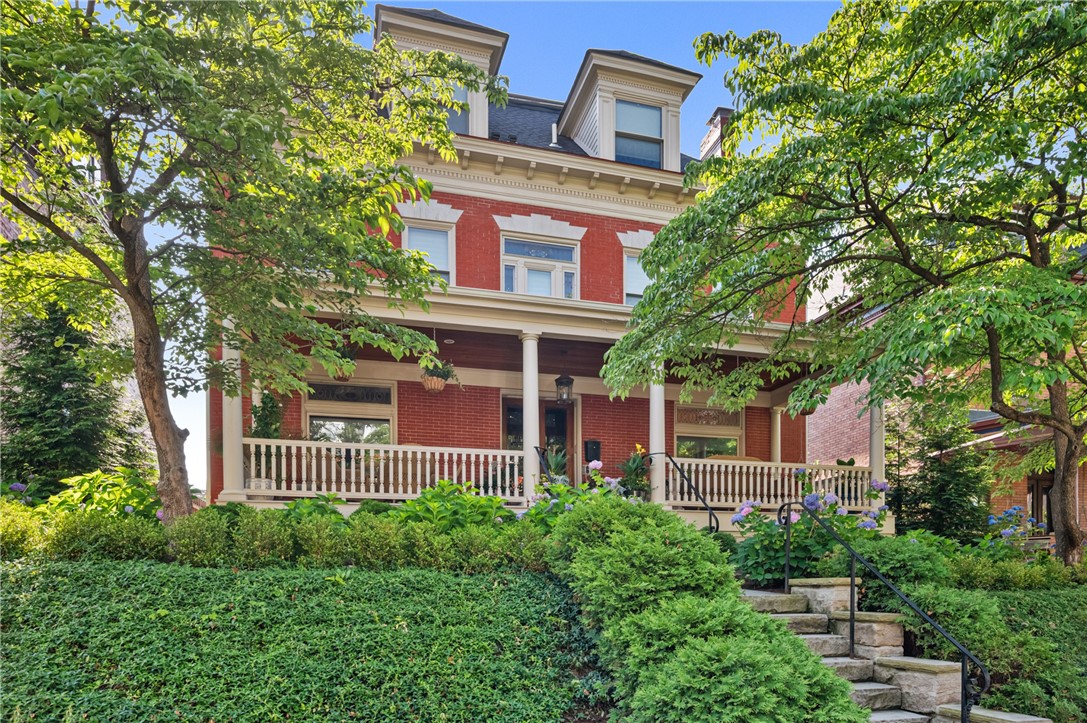 329 S Graham St — photo 1