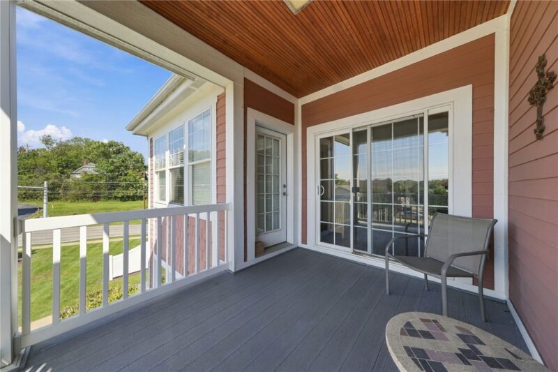 282 Berkeley Way — photo 5
