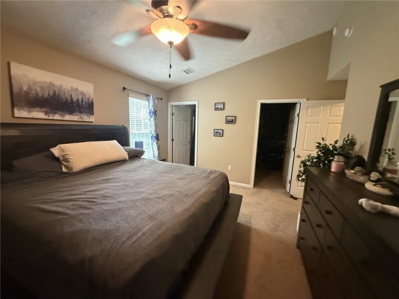 710 Bush Dr — photo 7