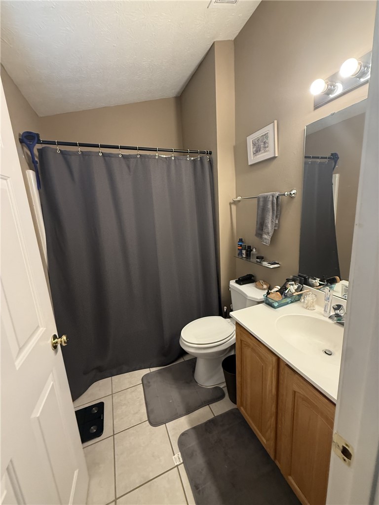 710 Bush Dr — photo 8