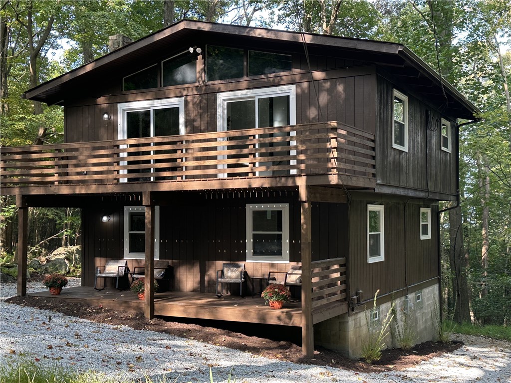 155 Maple Rd — photo 1