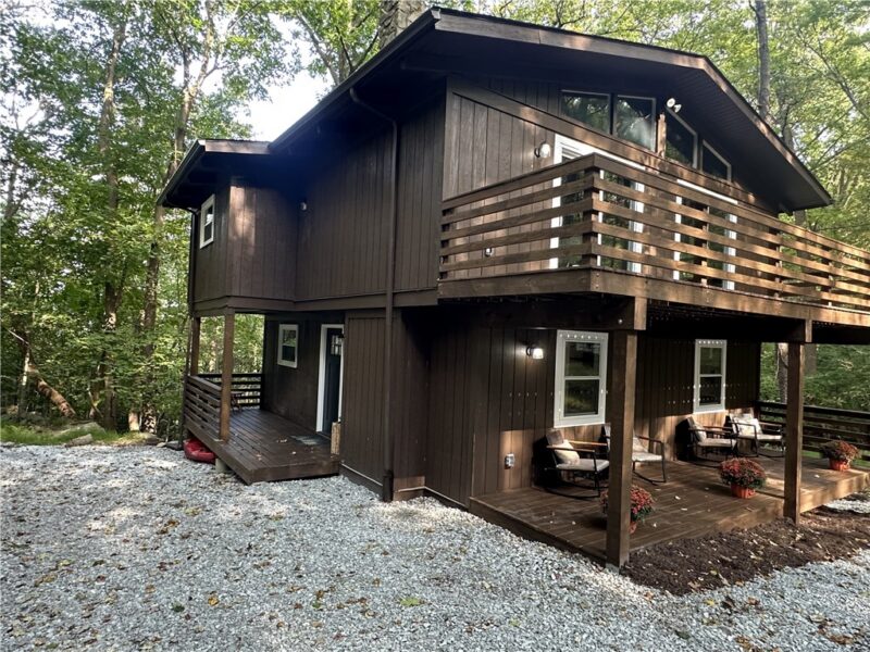 155 Maple Rd — photo 2