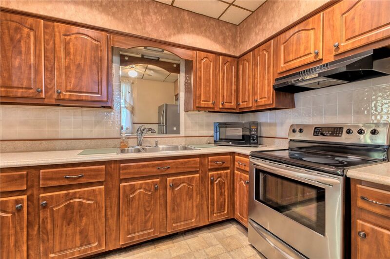 2405 Cronemeyer St — photo 4