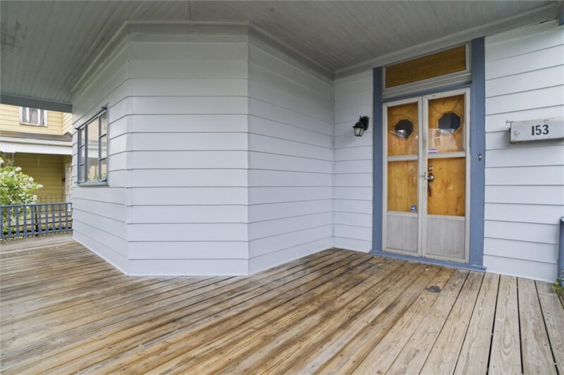 153 Comrie Ave — photo 3