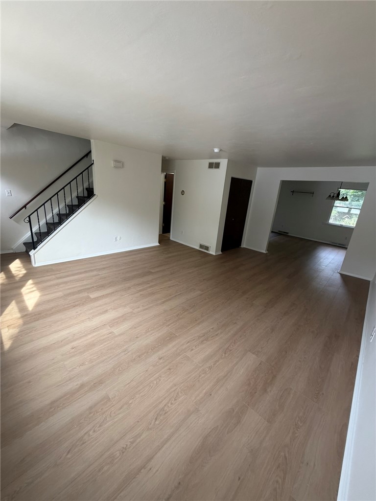 606 Broadhead Ave 606 — photo 3