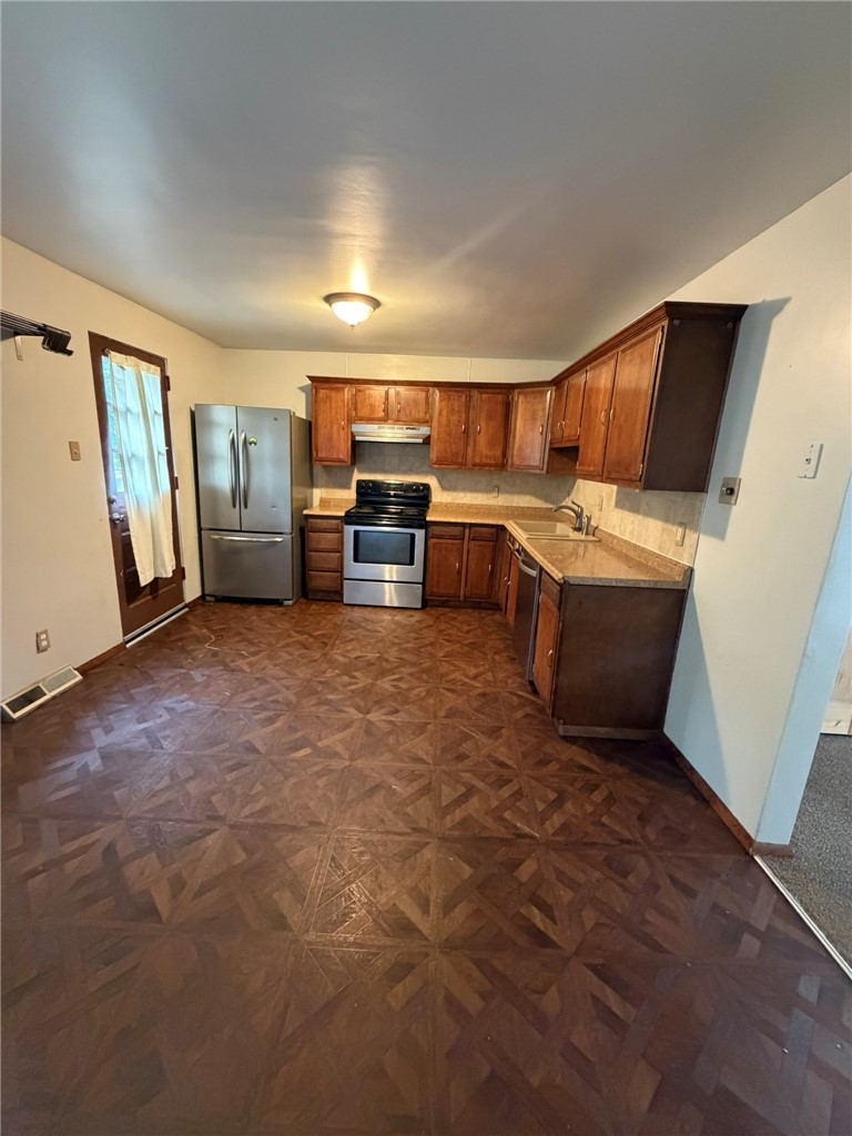 608 Broadhead Ave 606 — photo 6