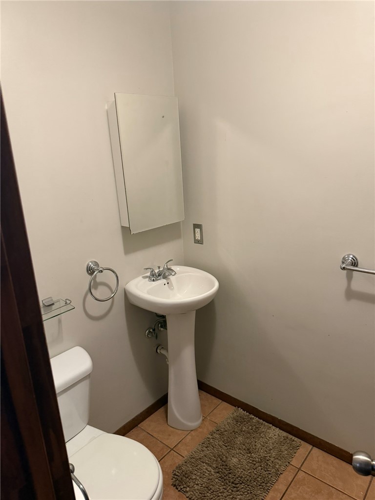 608 Broadhead Ave 606 — photo 7