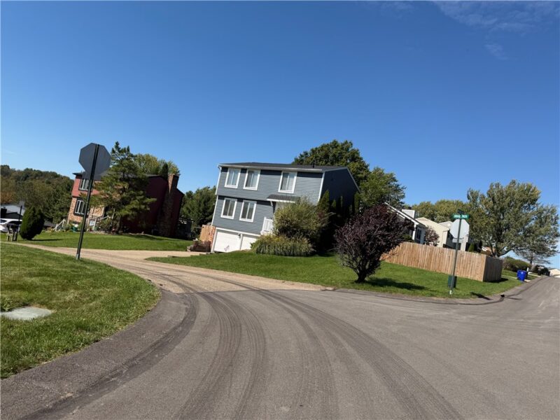 114 Briar Path — photo 3