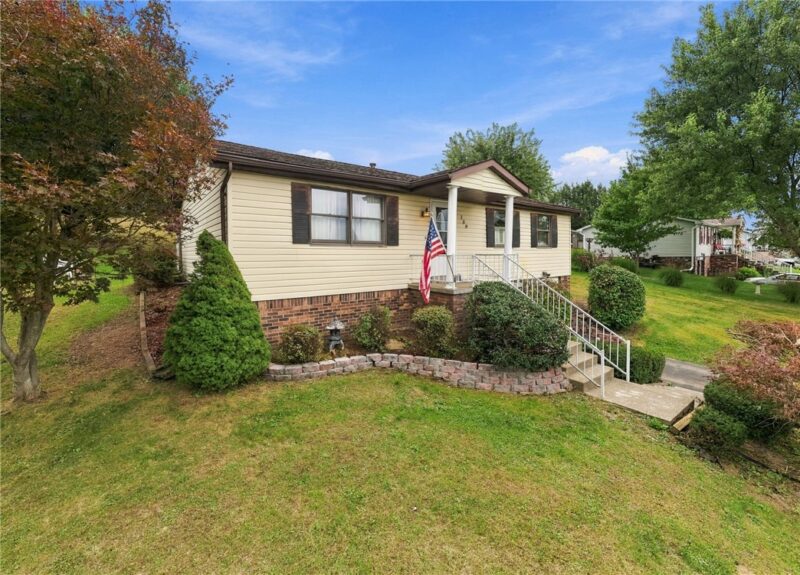 169 Melissa Drive — photo 3
