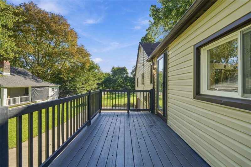 430 Cottage Ln — photo 7