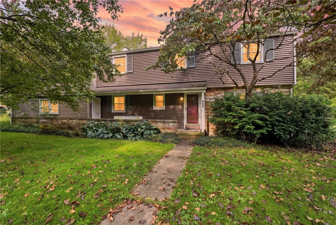 425 Vogan Drive — photo 1