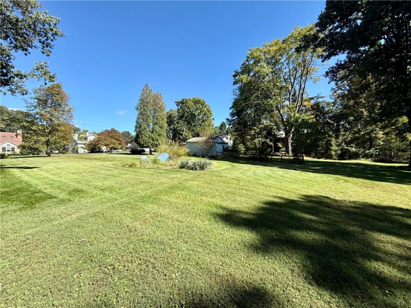313 Crystal Springs Rd — photo 2