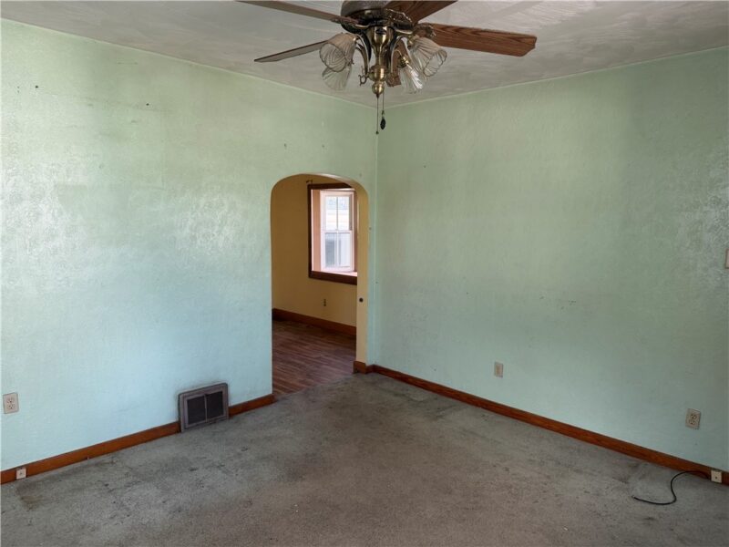 108 Brown Ave (AKA 2612 Brown Ave) — photo 4