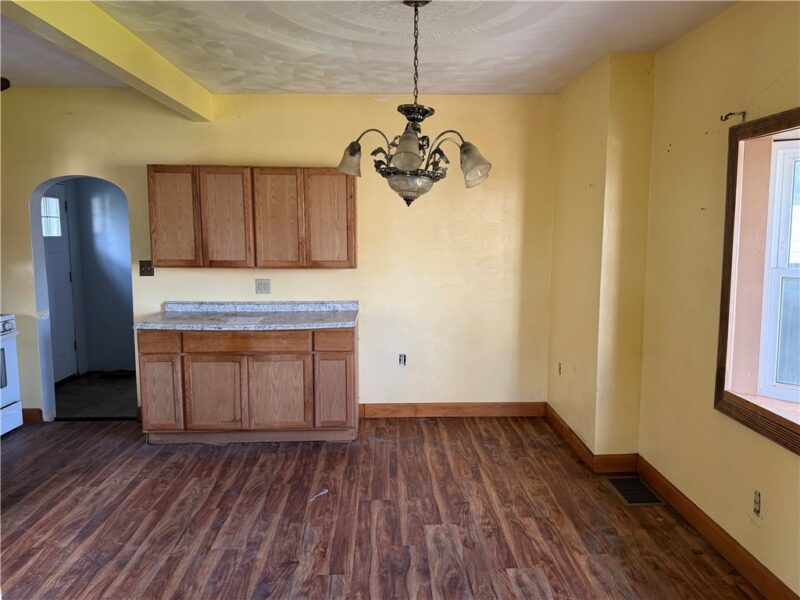 108 Brown Ave (AKA 2612 Brown Ave) — photo 5
