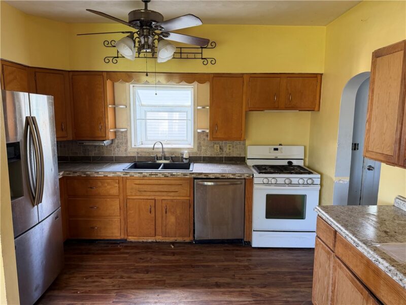 108 Brown Ave (AKA 2612 Brown Ave) — photo 7