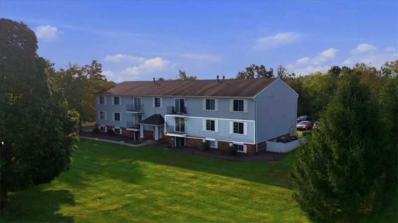 1632 Jefferson Ridge Dr — photo 3