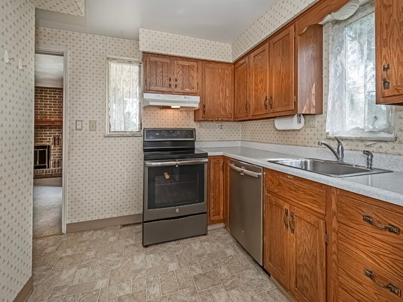 3633 Provost ROAD — photo 3
