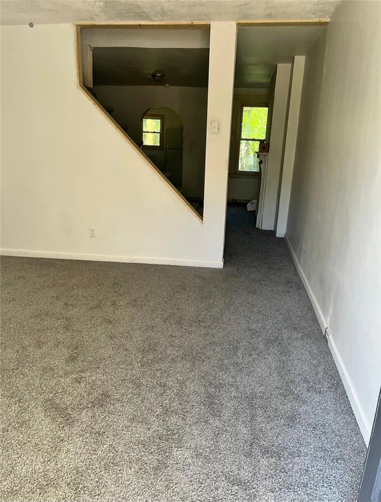 525 Glenwood Ave — photo 3