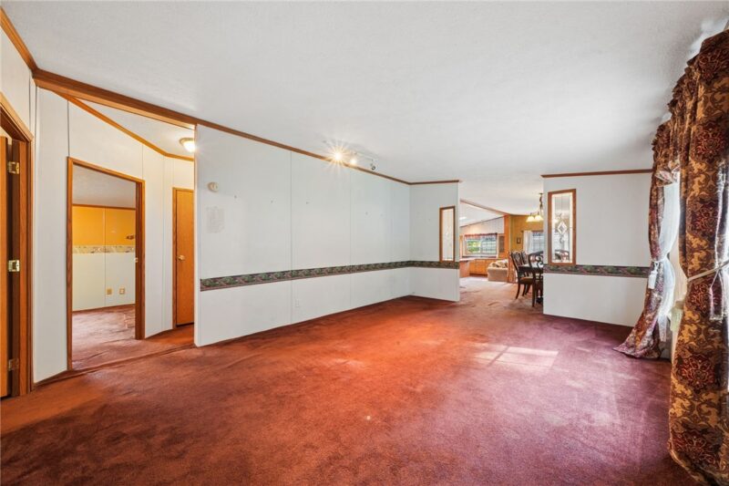 736 Sunset Dr — photo 3