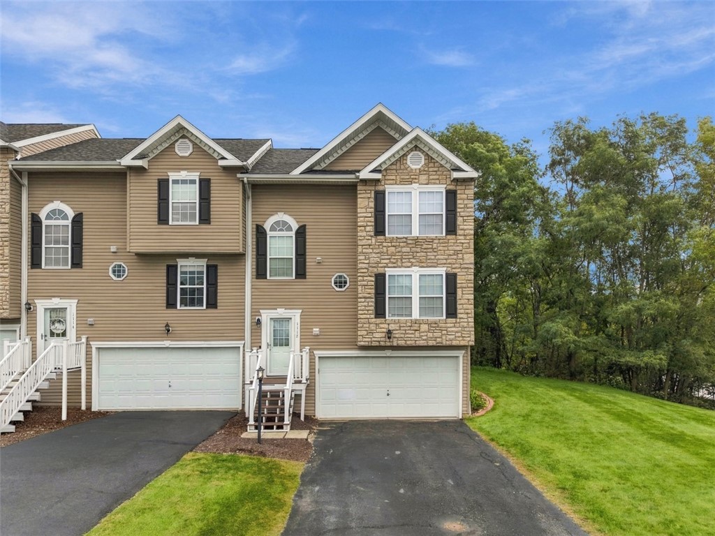 1112 Arrowhead Dr — photo 1