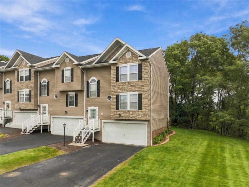 1112 Arrowhead Dr — photo 2