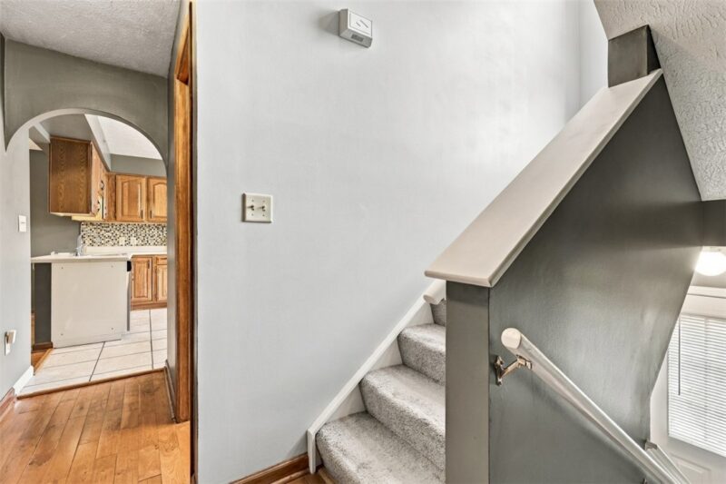 1112 Arrowhead Dr — photo 5