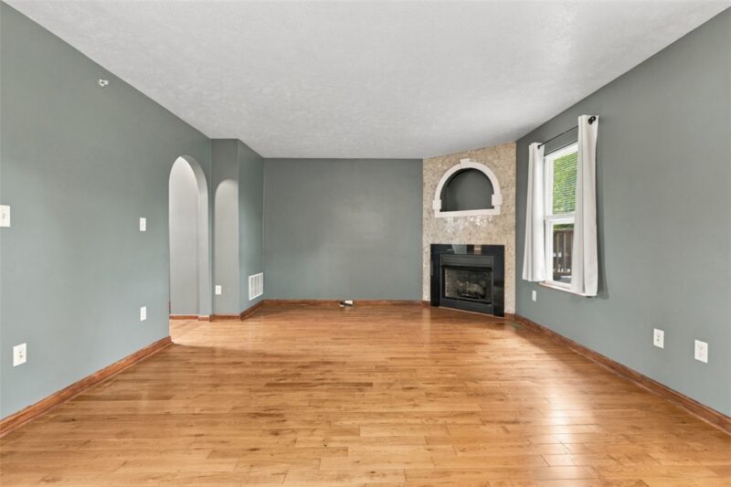 1112 Arrowhead Dr — photo 6