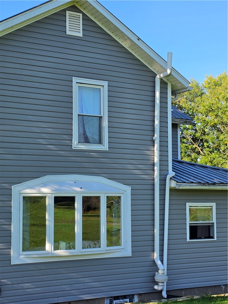 241 Brown Street — photo 4