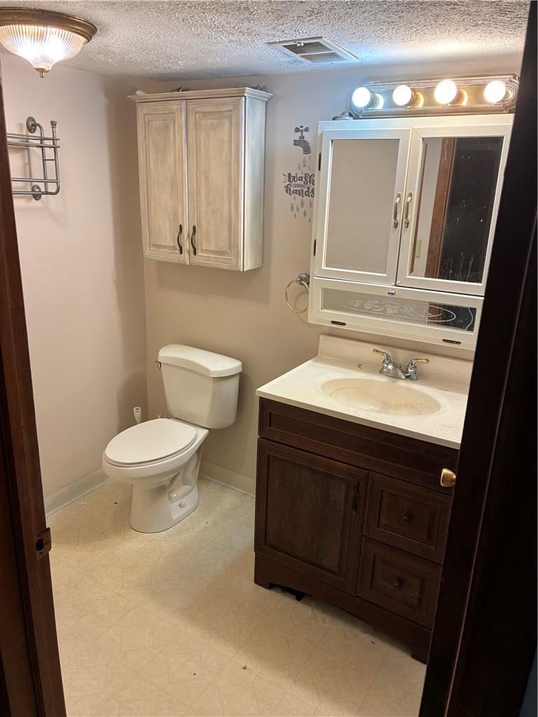 724 Western Avenue — photo 7