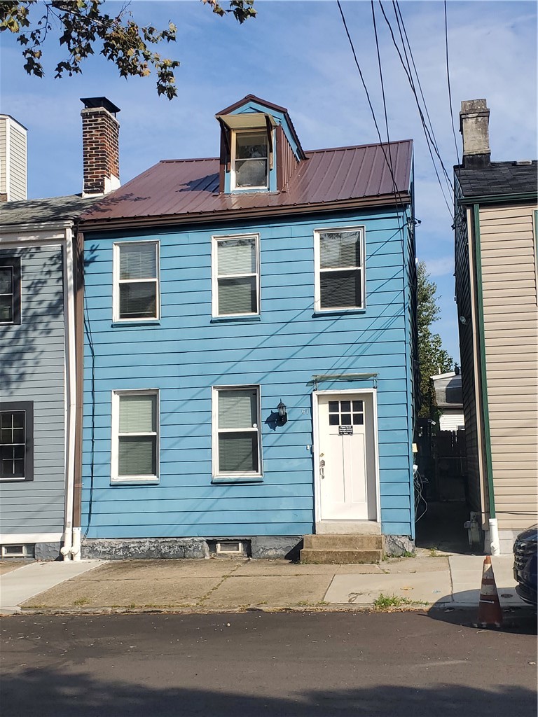 61 S 19th St — photo 1
