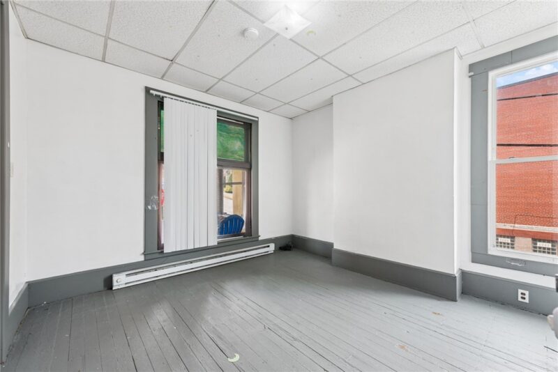 540 WASHINGTON AVE — photo 5