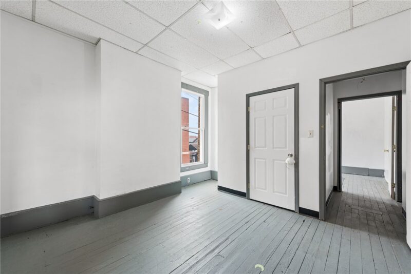540 WASHINGTON AVE — photo 6