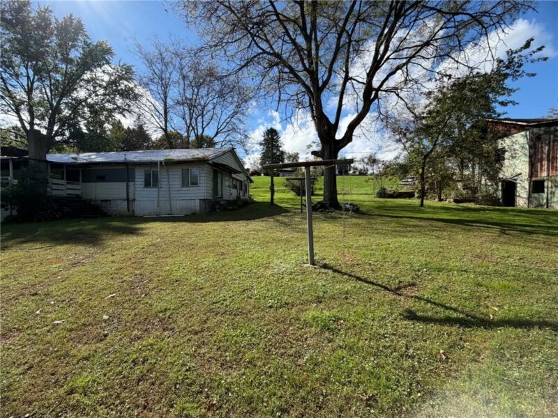 1427 Old Rte 119 Hwy S — photo 8